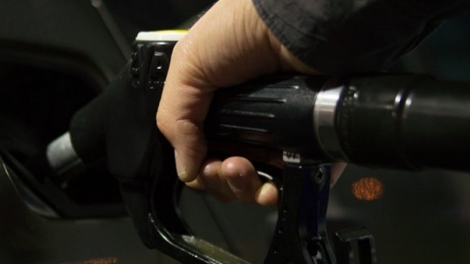 fuel-pump-eco-driving-tips – Cópia