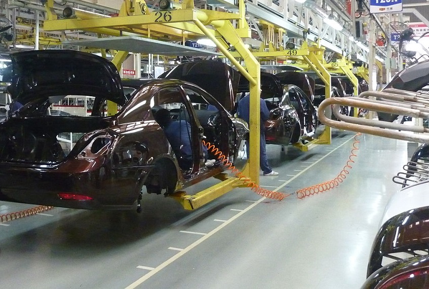 1200px-Geely_assembly_line_in_Beilun,_Ningbo
