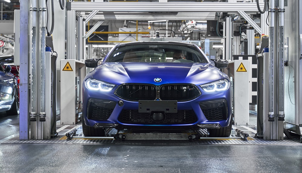 P90357035_highRes_the-new-bmw-m8-compe