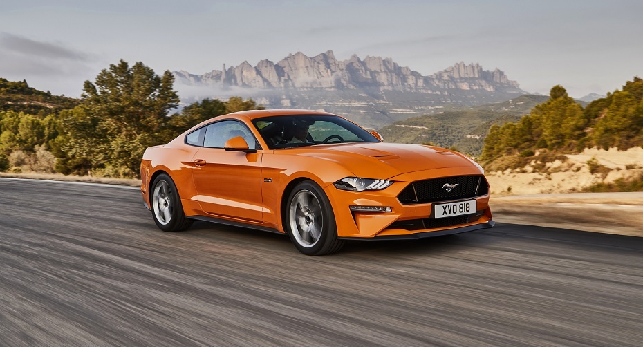 ford-mustang-gt-2018-orange-sports-coupe-road-speed